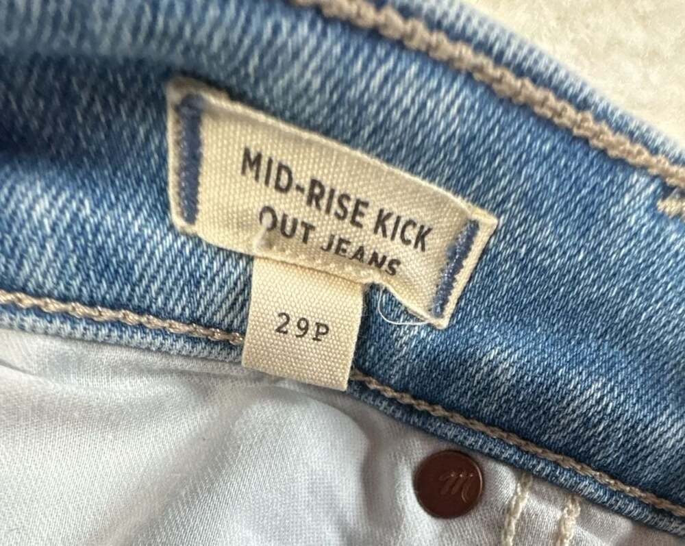 Madewell Mid-Rise Kick Out Jeans Womens 29 Petite Raw Hem Crop  Blue - Picture 3 of 7